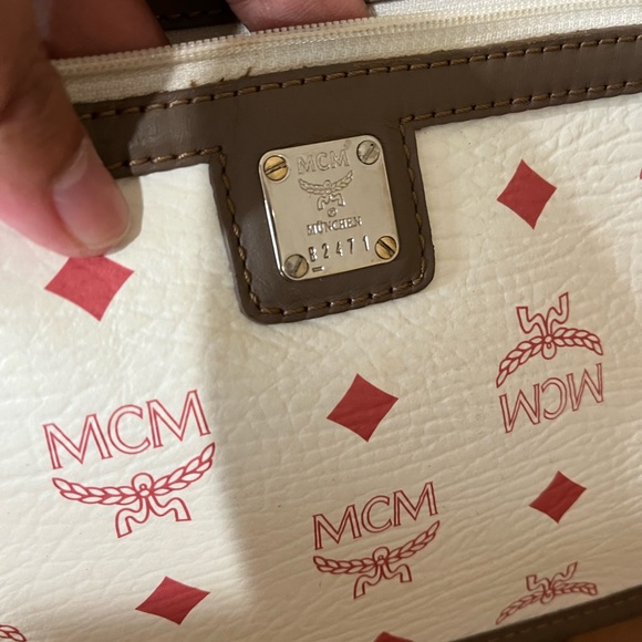 MCM Shopping Tote - Picture 7 of 16